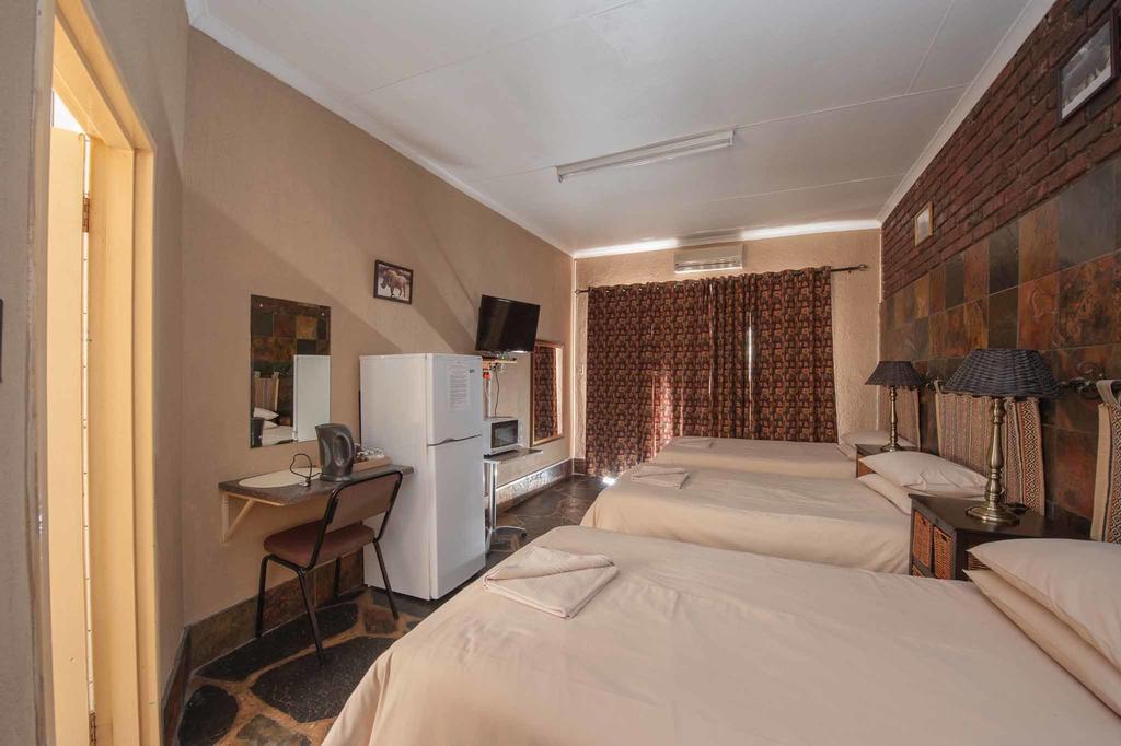 Ingwe Guesthouse 넬스프리트 외부 사진