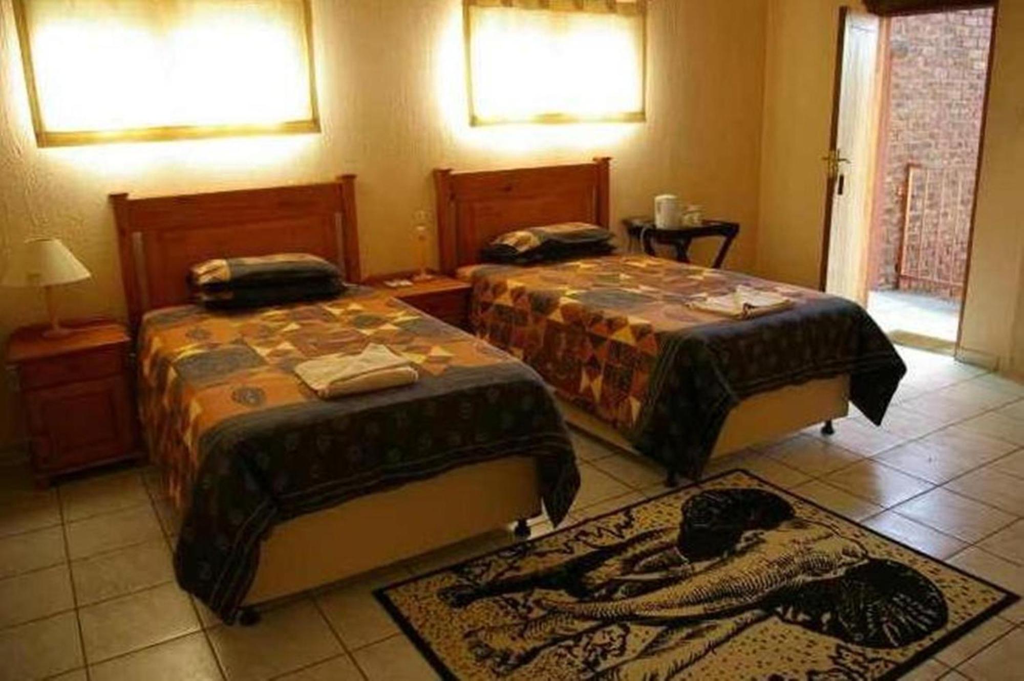 Ingwe Guesthouse 넬스프리트 외부 사진